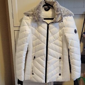 Nautica Quilted White Puffer with Faux Fur Trim